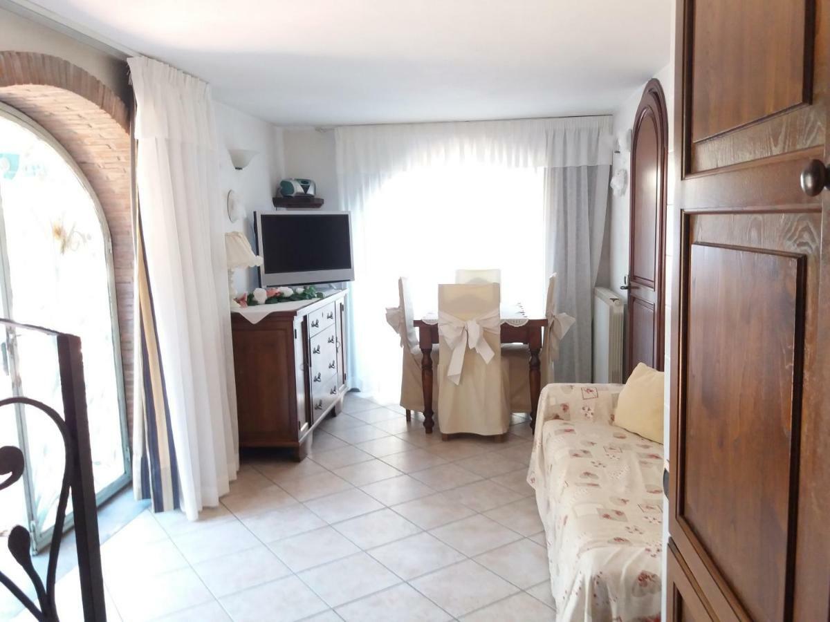 Raffinato Bilocale A Lido Di Camaiore Vicino Al Mare Exterior foto